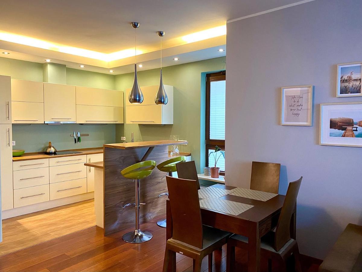 Project Comfort Apartament Gieldowa 4c/95 Wola-srodmiescie Апартаменти